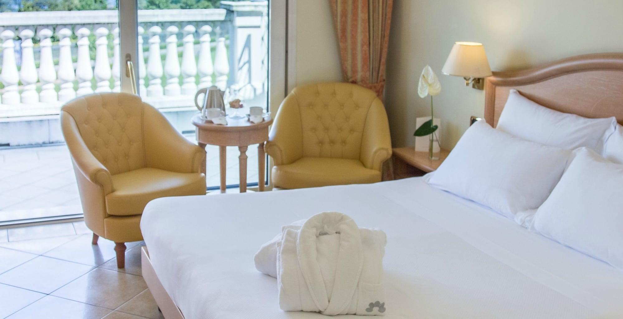 Palace Hotel Desenzano Desenzano del Garda Zewnętrze zdjęcie