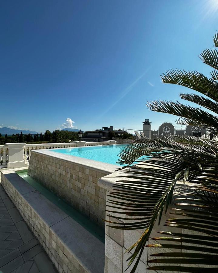 Palace Hotel Desenzano Desenzano del Garda Zewnętrze zdjęcie