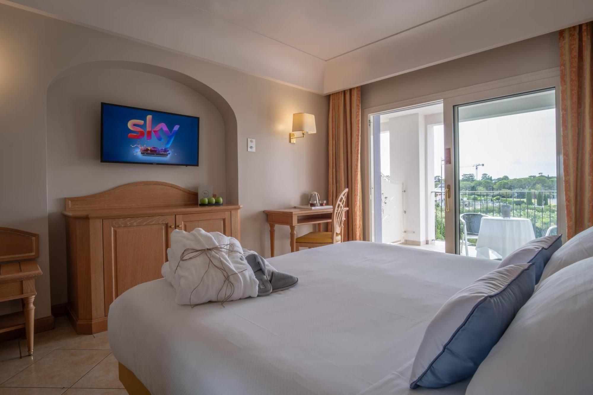 Palace Hotel Desenzano Desenzano del Garda Zewnętrze zdjęcie
