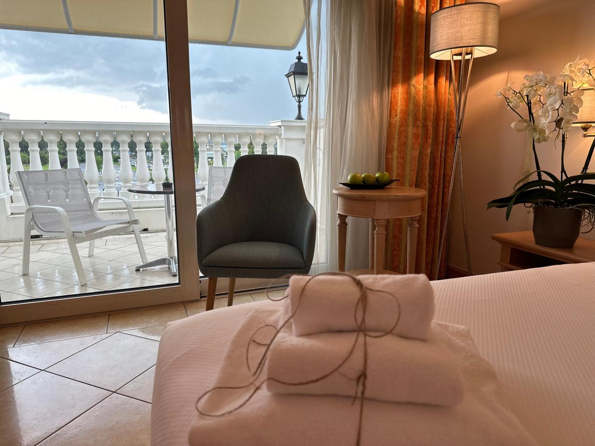 Palace Hotel Desenzano Desenzano del Garda Zewnętrze zdjęcie