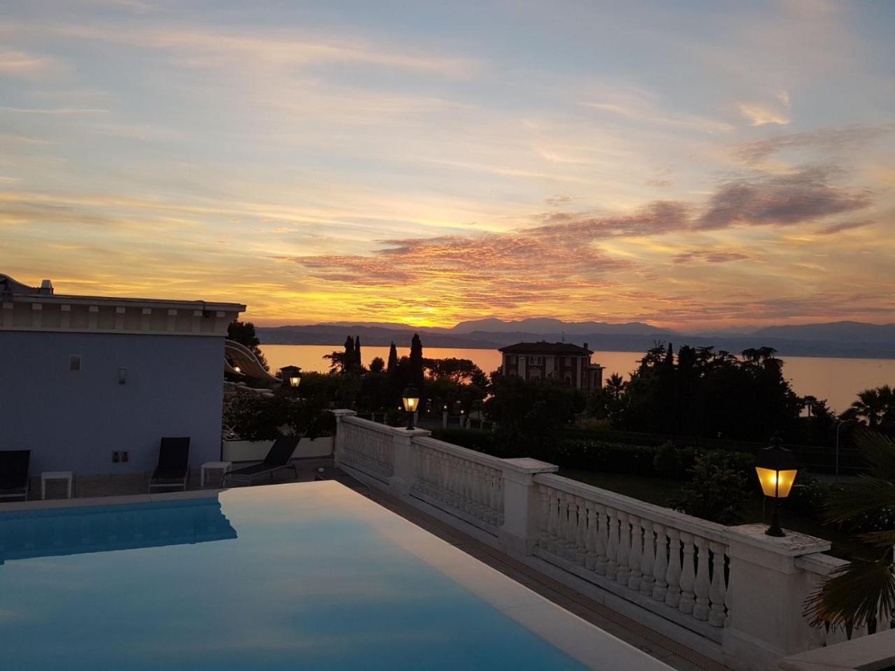 Palace Hotel Desenzano Desenzano del Garda Zewnętrze zdjęcie